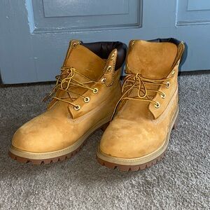 💖Little Elle's Closet💖Children's Timberland Boots - 6